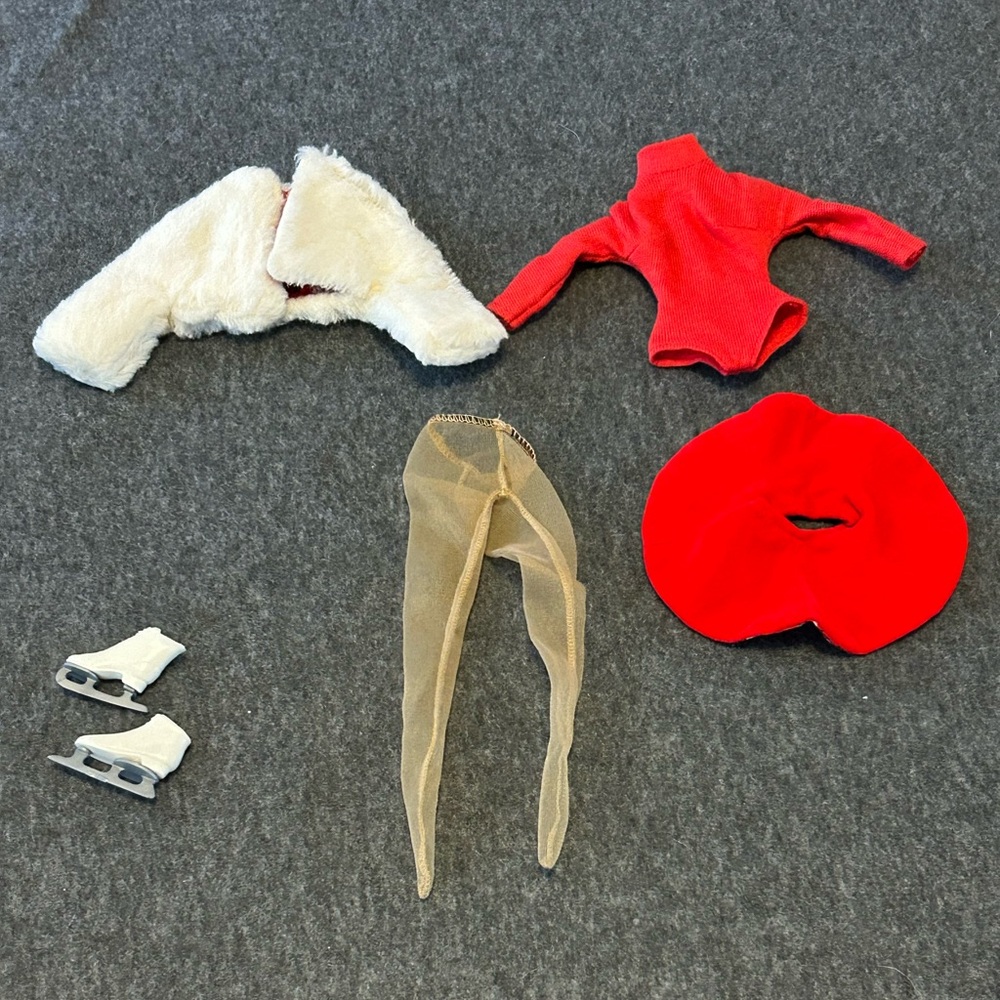 Complete Vintage Barbie Ice Breaker Outfit #942 (circa 1962)